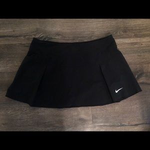 Nike tennis skort